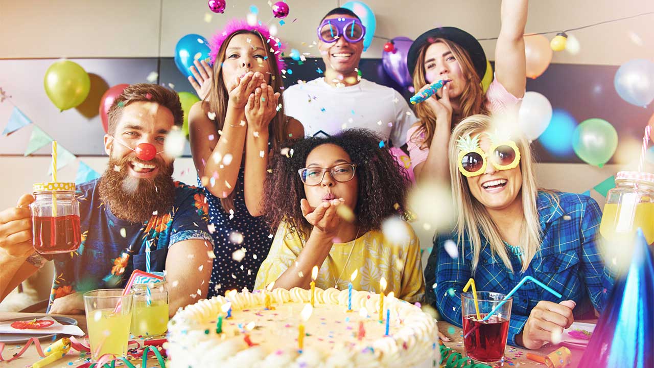 How to Throw a Birthday Party for Yourself